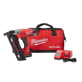 Milwaukee 2742-21CT M18 FUEL 16ga Angled Finish Nailer Kit